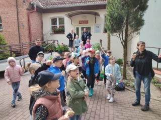 uczniowie 1a gotowi do wykonania zadań