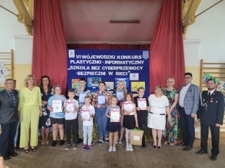 nagrodzeni uczniowie w Wojewódzkim Konkursie Plastyczno-Informatycznym