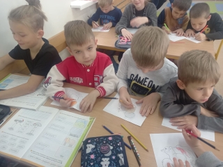 Przedszkolaki w szkole