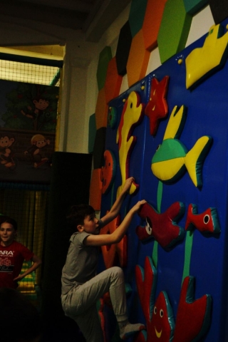 uczniowie z klas 4c i 4d