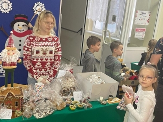 stoiska na szkolnym Jarmarku