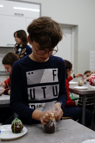 ozdabianie wypieków świątecznych