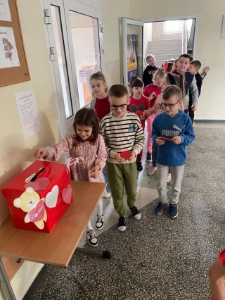 Dzieci świętują Walentynki