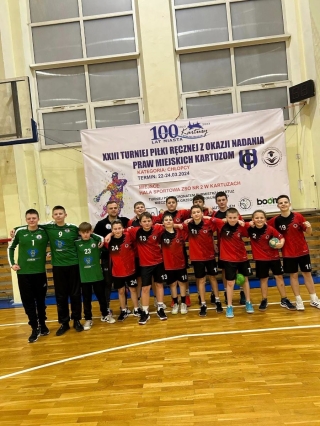 drużyna chłopców z kl. 6a-6b