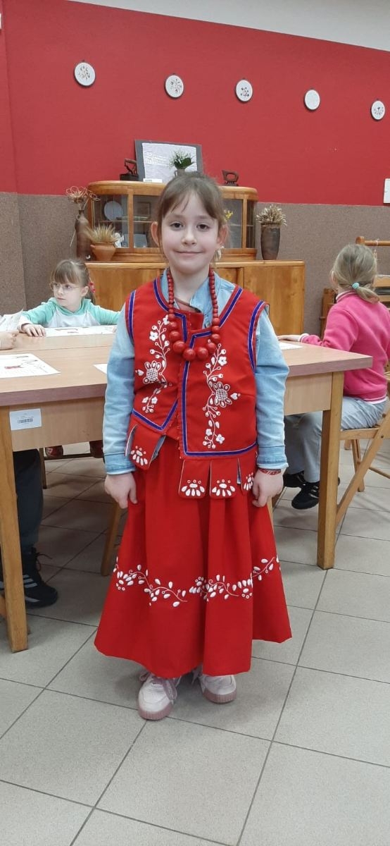 Dziecko w stroju