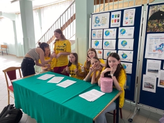 podczas rozwiązywania eko-gry