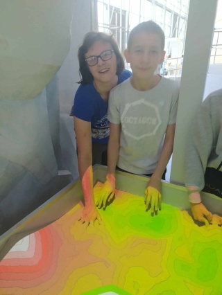 podczas rozwiązywania zagadek kryminalnych