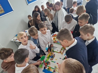 podczas zwiedzania wystawy