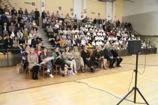 Nauczyciele i uczniowie