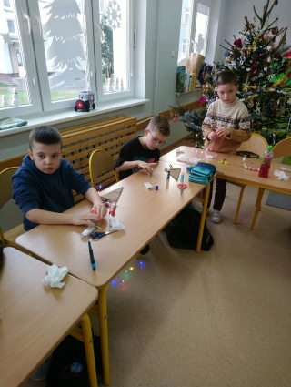 Dzieci na warsztatach 