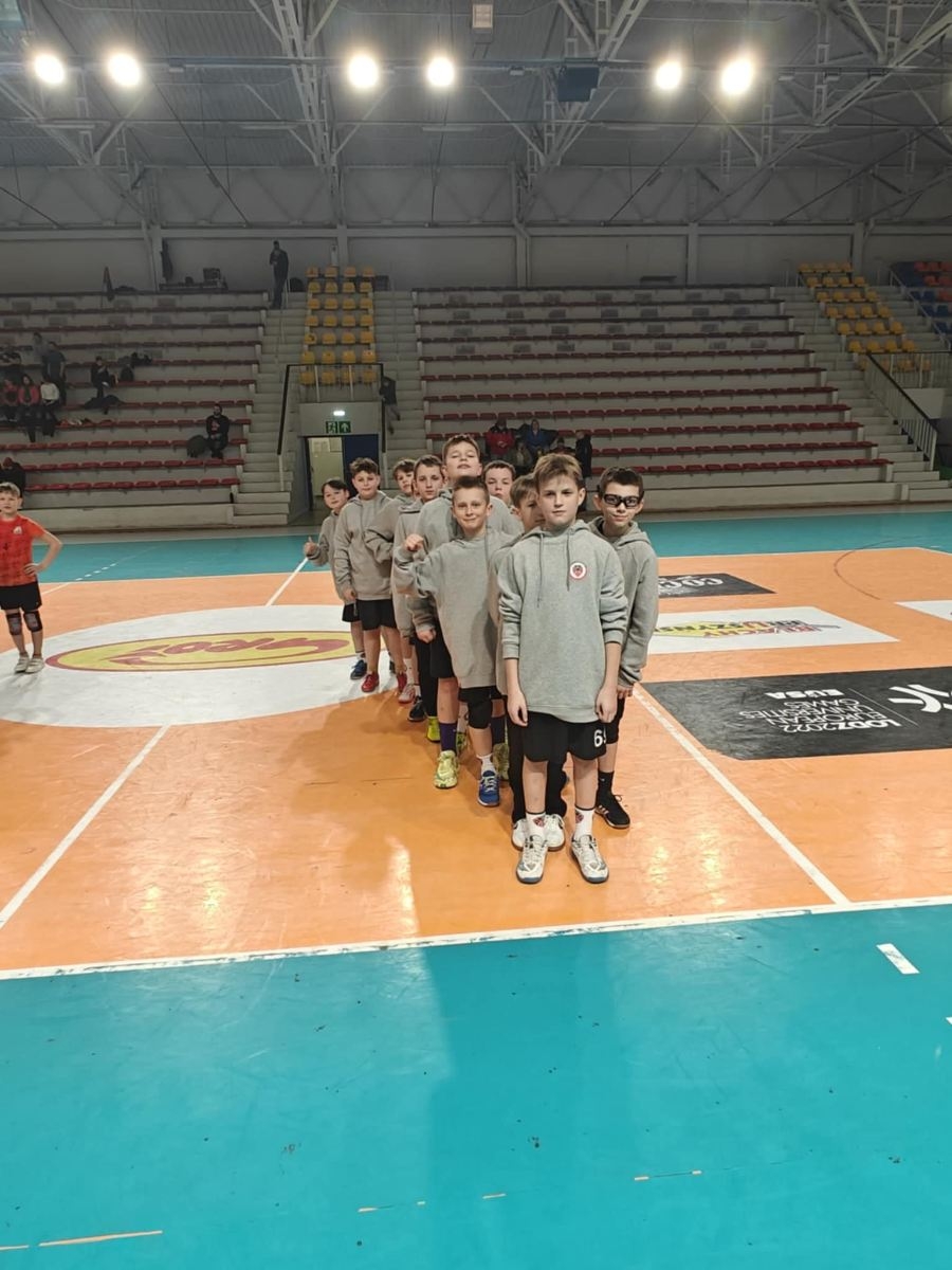 drużyna na boisku