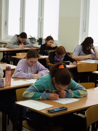 podczas rozwiązywania zadań