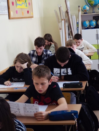 podczas rozwiązywania zadań