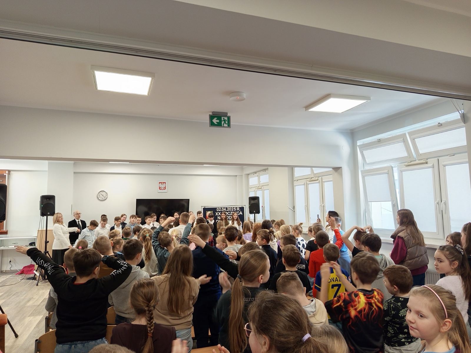 podczas montażu słowno-muzycznego
