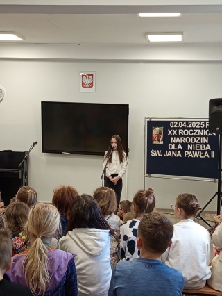 podczas montażu słowno-muzycznego