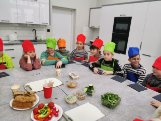 Uczniowie 3a na warsztatach żywieniowych