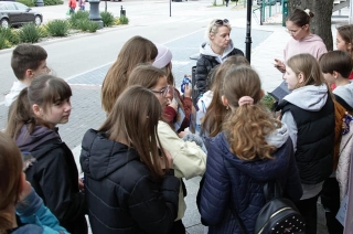 klasa 5b podczas gry miejskiej