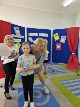 Dzieci i nauczycielki