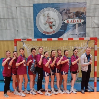 dziewczęta z 7a i 8a