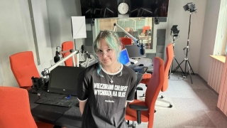 w pomieszczeniu radia 