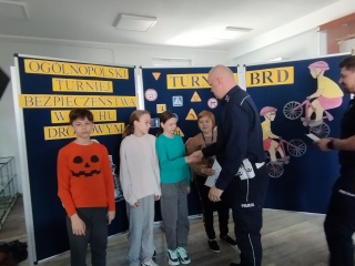 wręczanie nagród i dyplomów