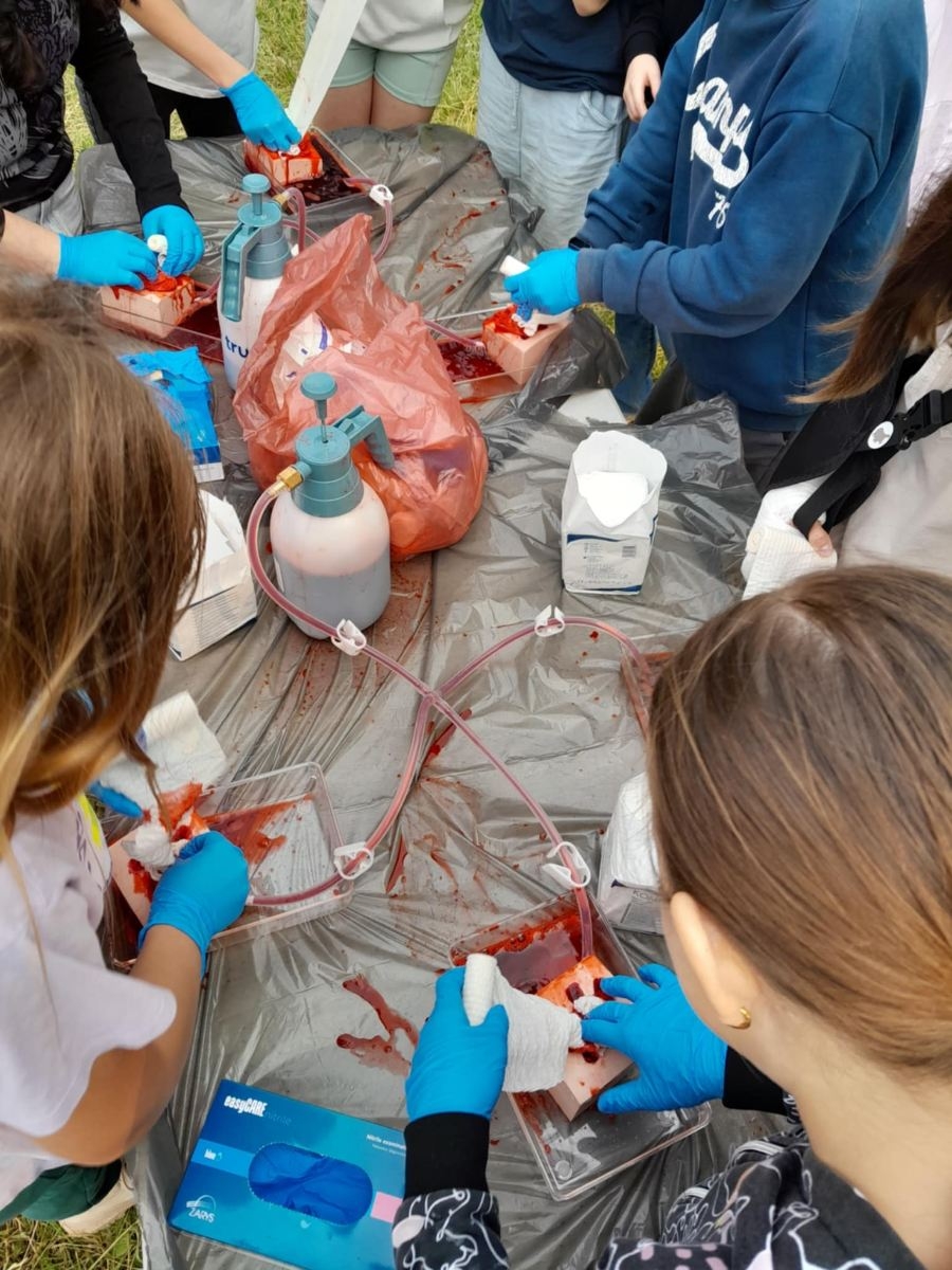 klasa 5c na warsztatach pierwszej pomocy