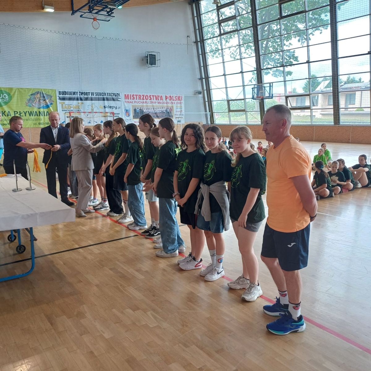 drużyna dziewcząt z 5a