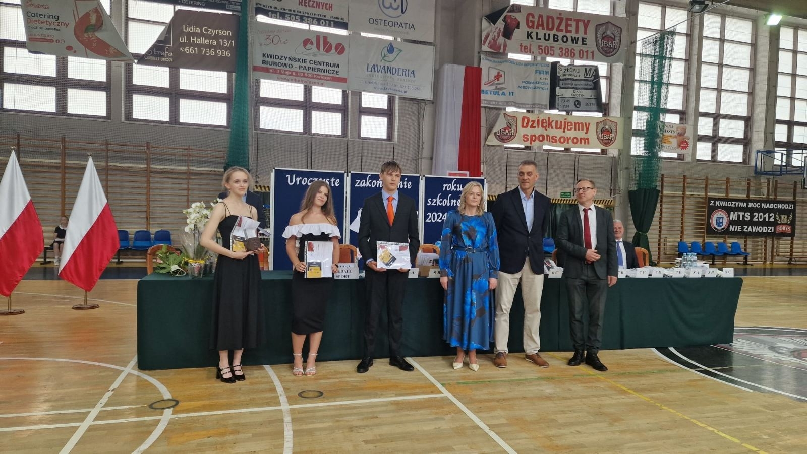 Uczniowie , Dyrekcja i nauczyciele