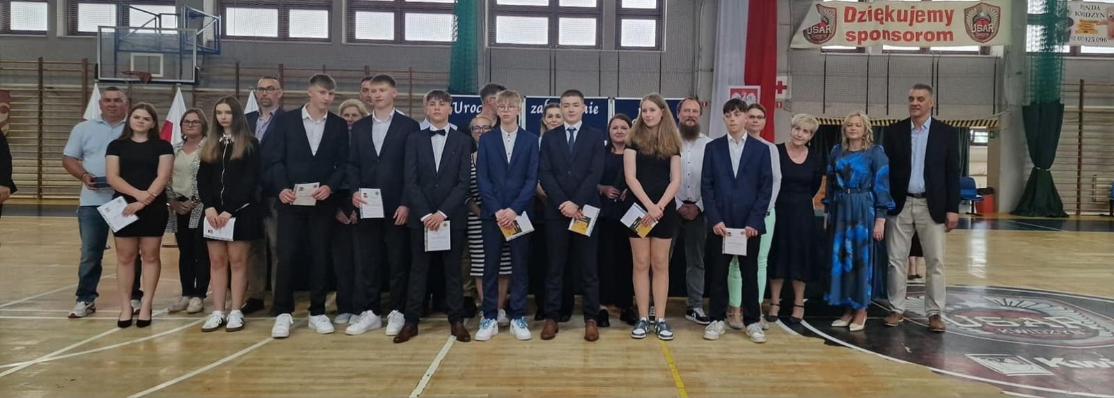 Uczniowie , Dyrekcja, nauczyciele i rodzice