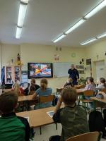 Spotkanie z dzielnicowym w klasie 4a