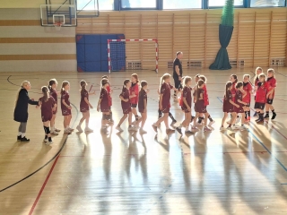 dziewczęta z kl. 4a w Czersku