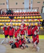 Uczennice z klasy 4a rozgrywały spotkania ligowe  w piłce ręcznej