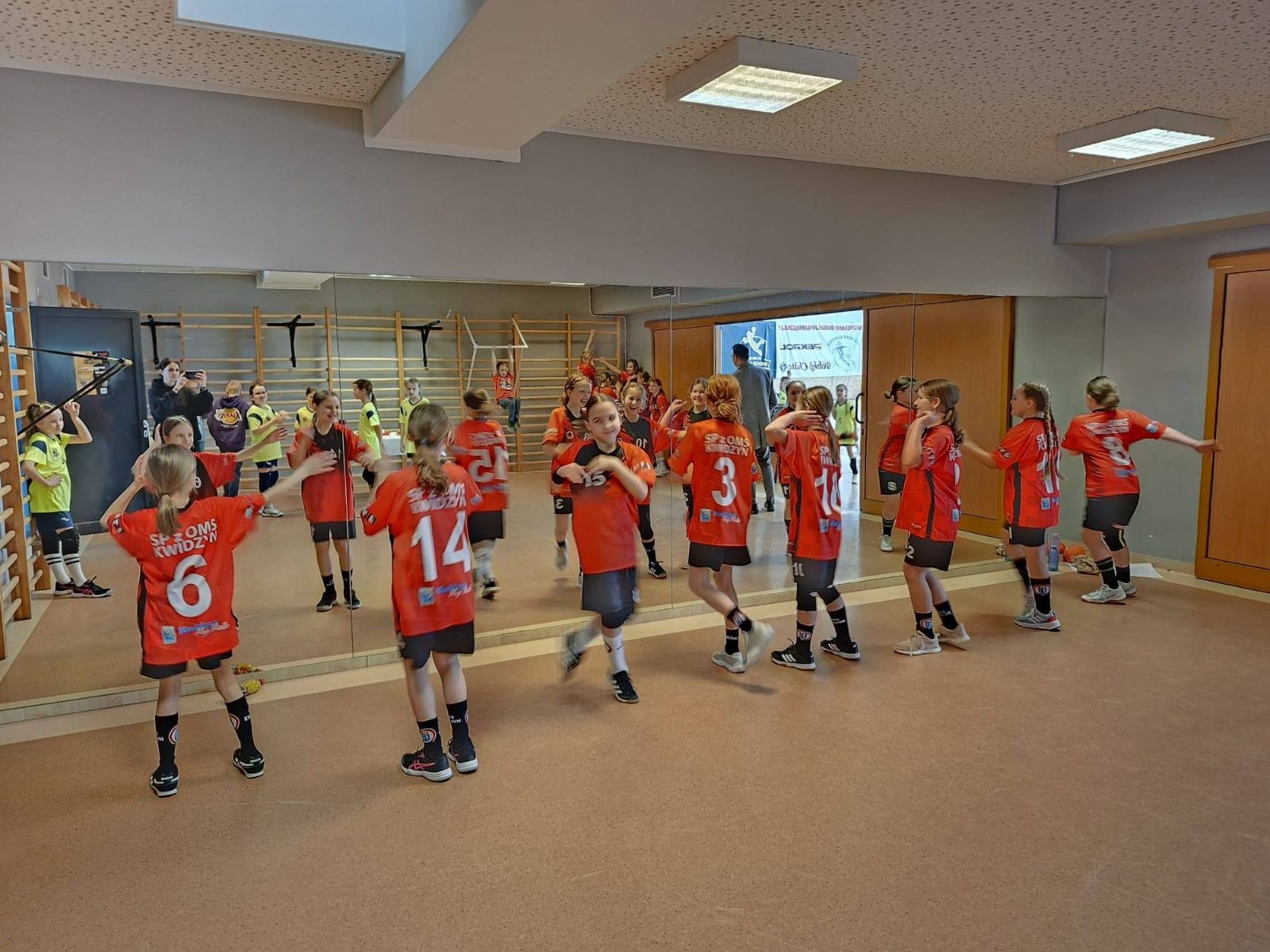 drużyna dziewcząt 4a