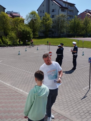 przejazd w miasteczku