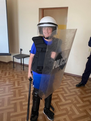 uczniowie 5b na komisariacie